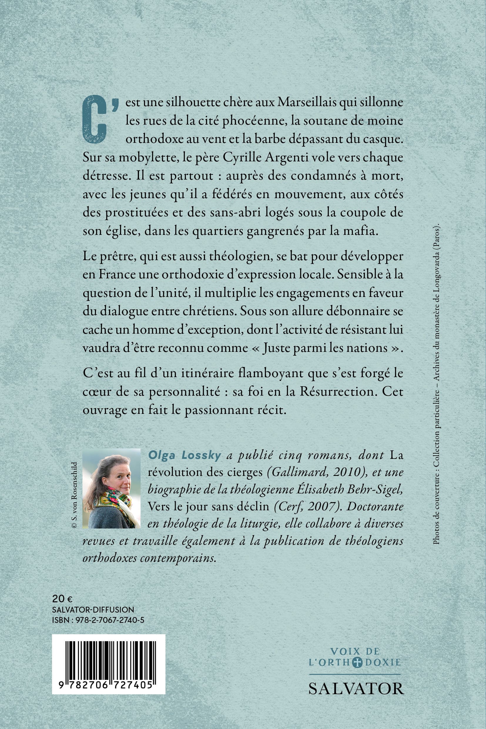 Une soutane à mobylette